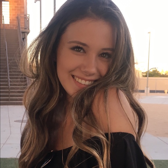 MEET YOUR POSHER, sydney - Picture 3 of 4